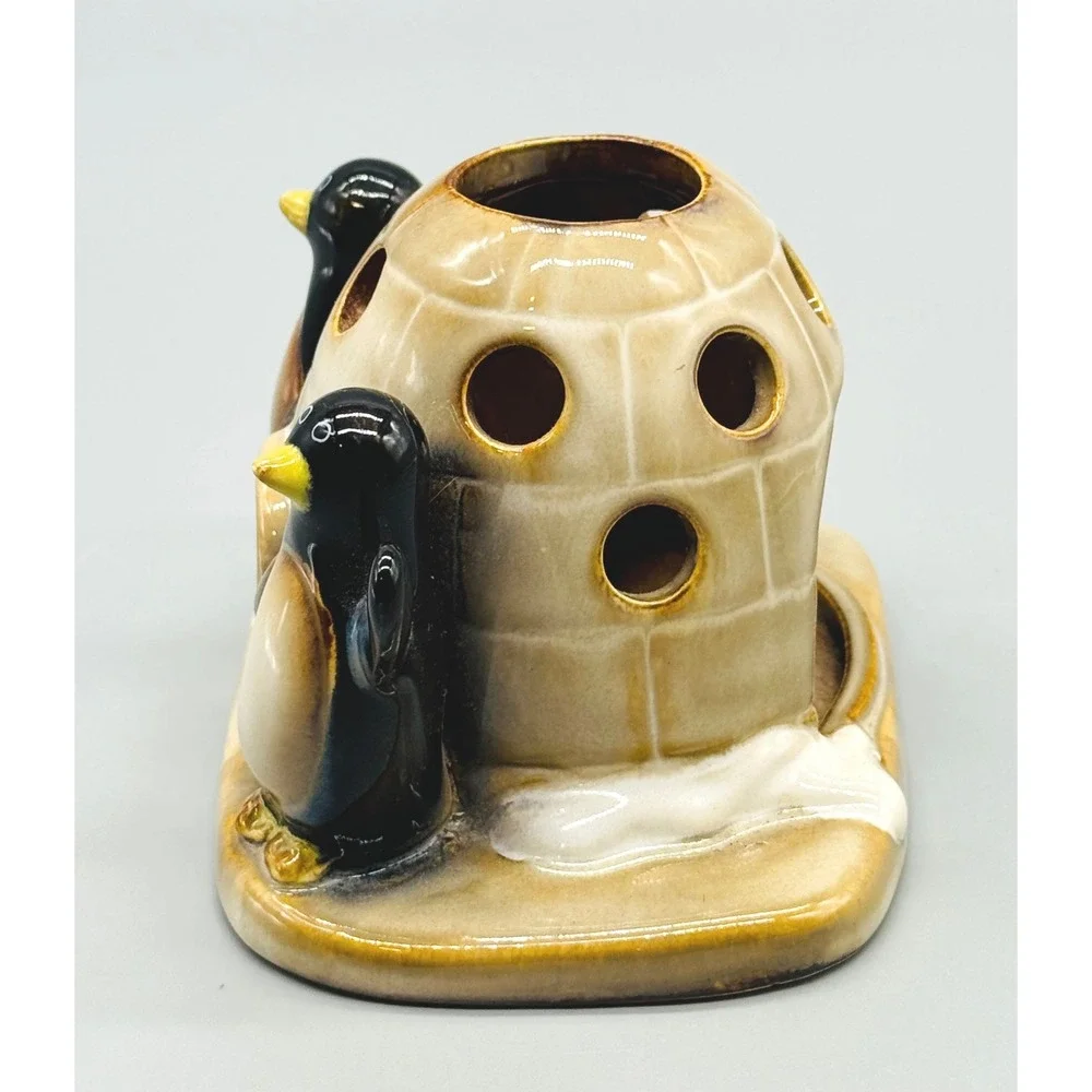 Yankee Candle Igloo Penguins Tealight Holder Tan Ceramic Ronnie Walter 1107757